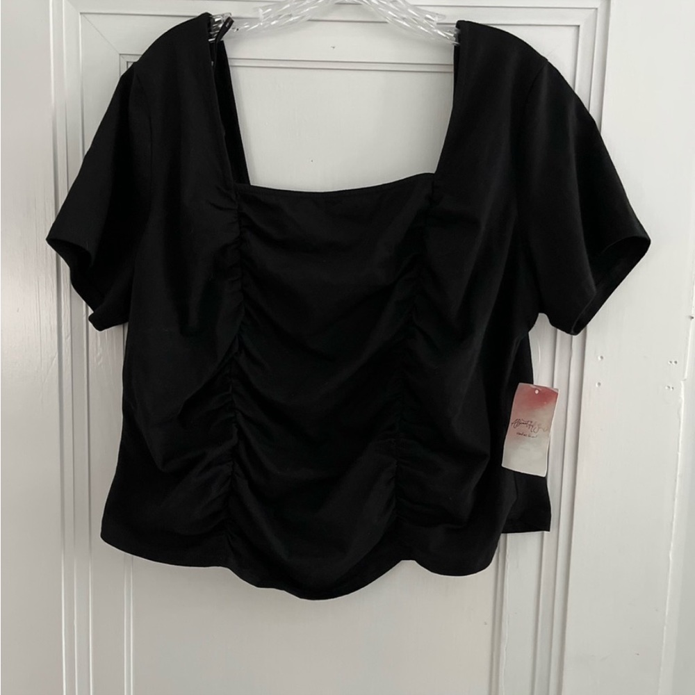 COPY - Beautiful Soul T-shirt in black. NWT